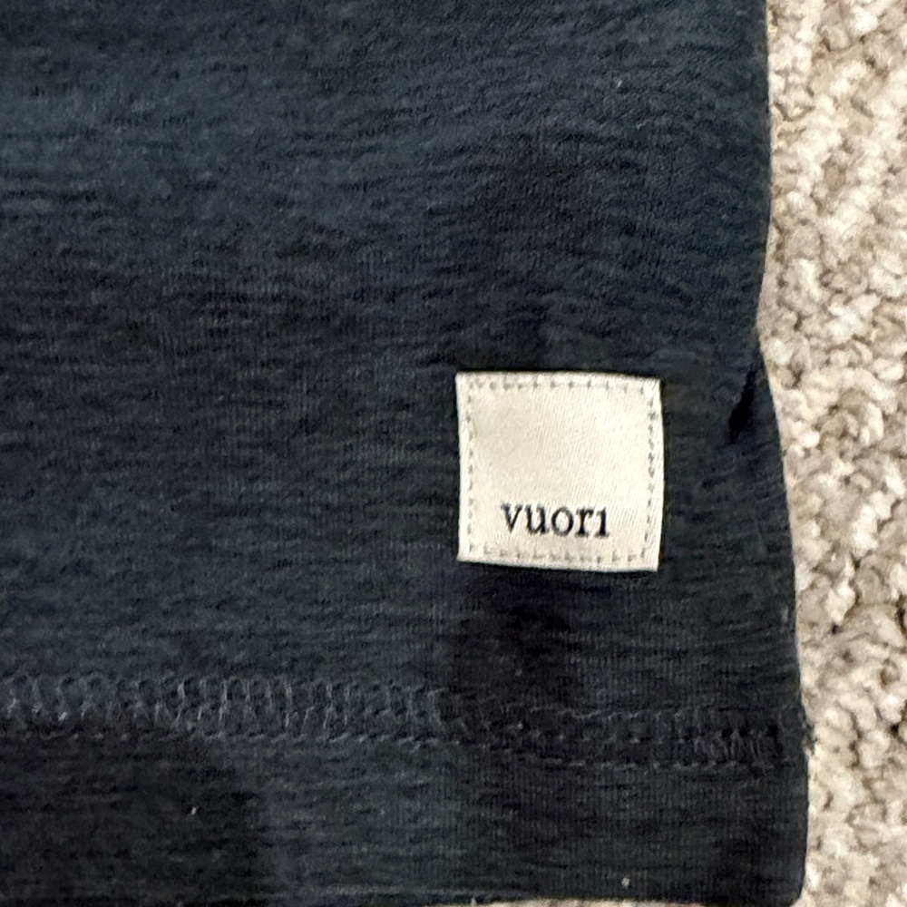 Vuori Men's Dark Blue V-Neck Tee - Picture 2 of 4